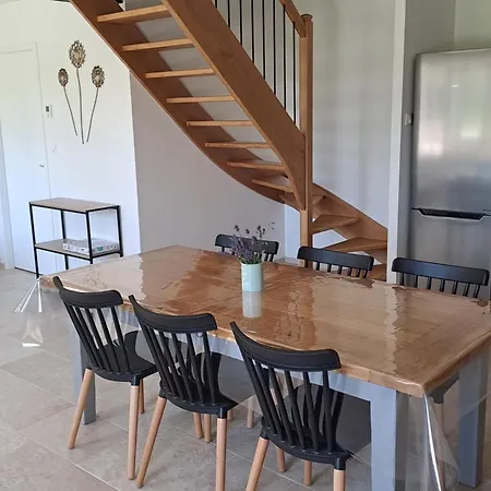 Renovee Avec Terrasse, 3 Et Equipement Moderne, Au Coeur Des Collines Du Perche - Fr-1-410-447 * Melleray