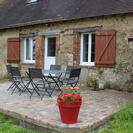 Renovee Avec Terrasse, 3 Et Equipement Moderne, Au Coeur Des Collines Du Perche - Fr-1-410-447