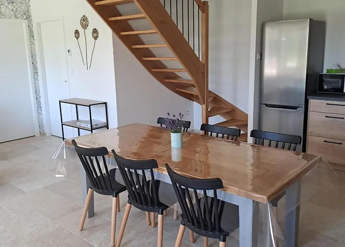 Renovee Avec Terrasse, 3 Et Equipement Moderne, Au Coeur Des Collines Du Perche - Fr-1-410-447 * Melleray